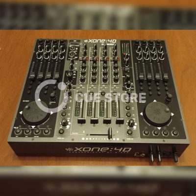 Mixer Xone 4D | Providencia - CUE Store